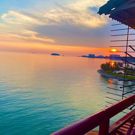 D' Sea View Apartment Port Dickson Exteriör bild