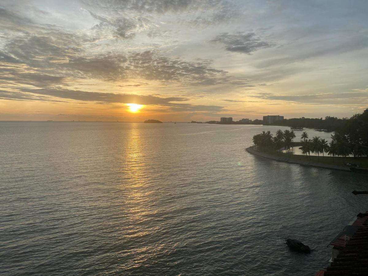 D' Sea View Apartment Port Dickson Exteriör bild