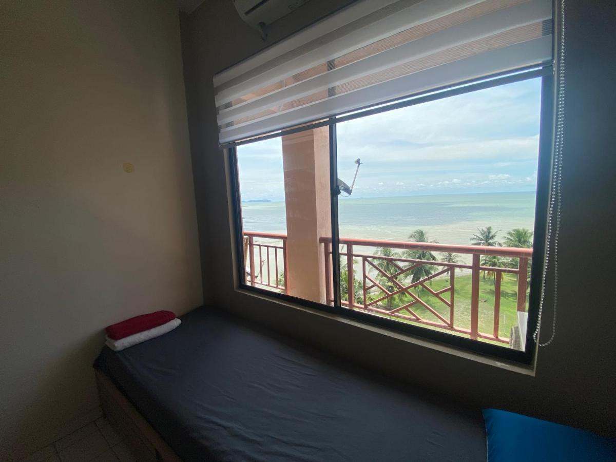 D' Sea View Apartment Port Dickson Exteriör bild