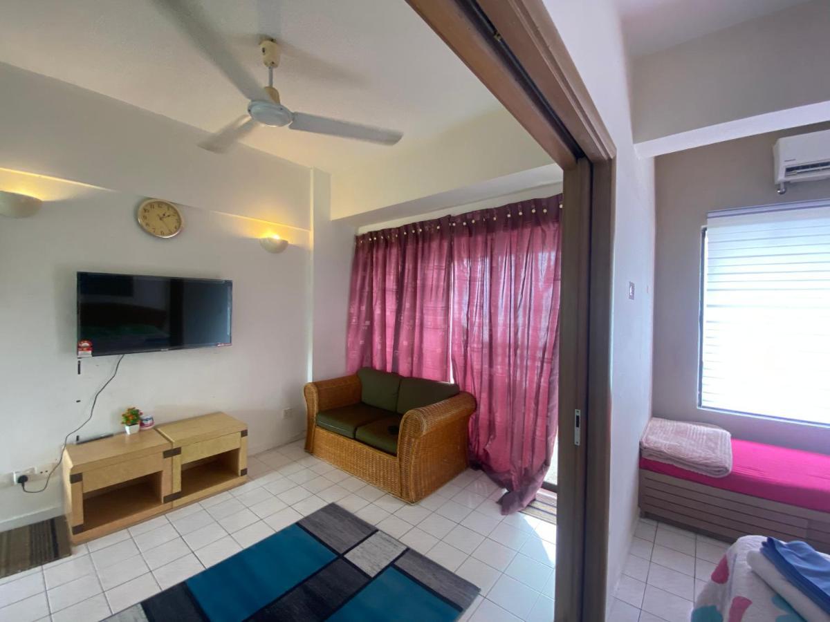 D' Sea View Apartment Port Dickson Exteriör bild